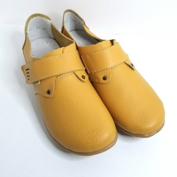 Kemeikeli Gold Driving Shoe / Moccasin - Picture 1 of 4